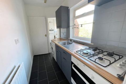 3 bedroom apartment to rent, Chichester Road, South Shields, Tyne And Wear, NE33