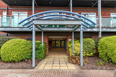 2 bedroom apartment for sale, Worcester House,, Cyncoed Gardens,, Cyncoed, Cardiff., CF23