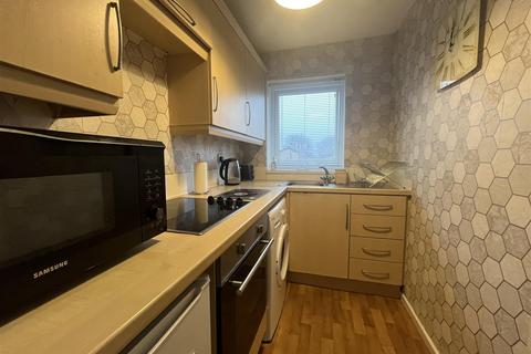 undefined, Hydale Court, Bradford BD12