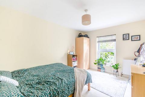 2 bedroom flat for sale, Lyham Road, Brixton, London, SW2