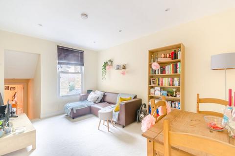 2 bedroom flat for sale, Lyham Road, Brixton, London, SW2