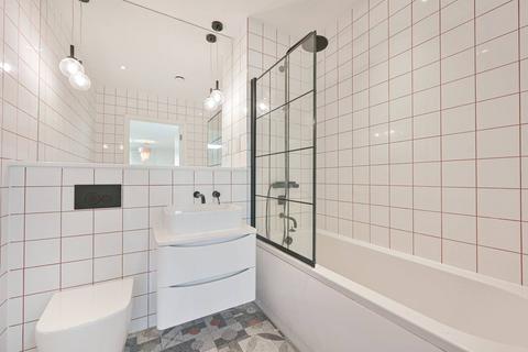 2 bedroom flat to rent, Ballards Lane, Church End, London, N3