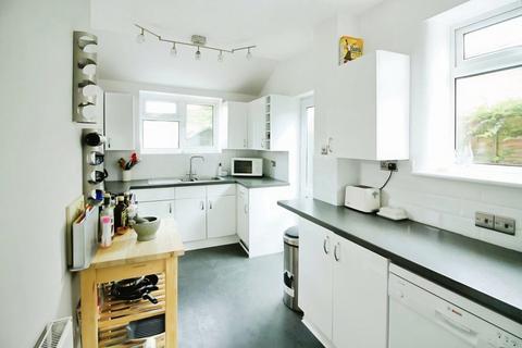 3 bedroom end of terrace house for sale, Bachelors Lane, Chester CH3