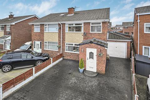3 bedroom semi-detached house for sale, Midland Close, Leigh