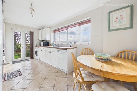 4 bedroom detached house for sale, Church Close, Huntingdon PE28