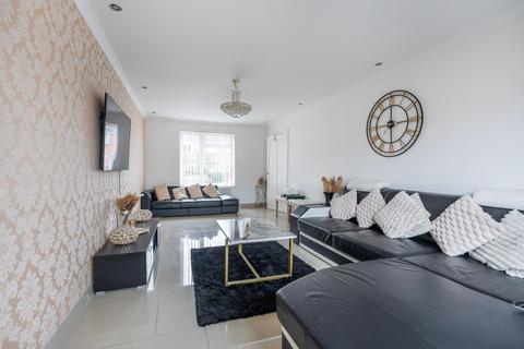 5 bedroom semi-detached house for sale, Denton Road, Norwich