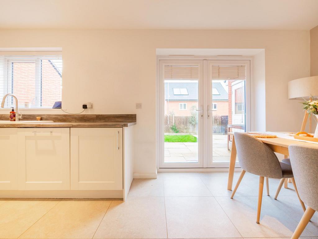 Kitchen/Dining Room