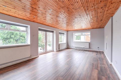 4 bedroom bungalow for sale, Leaventhorpe Avenue, Bradford, West Yorkshire, BD8