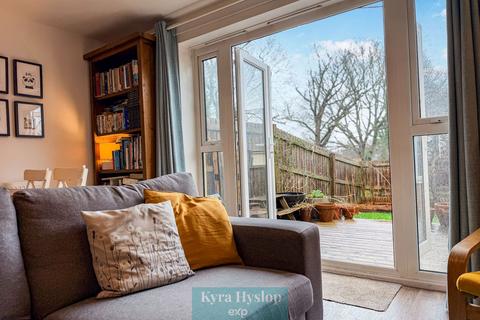 3 bedroom semi-detached house for sale, Whitaker Close, Exeter EX1