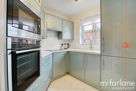 undefined, Cricklade Street, Swindon SN1