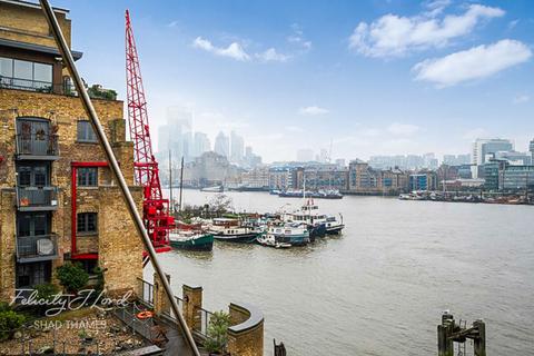 2 bedroom apartment for sale, Tempus Wharf, 33 Bermondsey Wall West, SE16