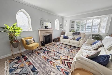 4 bedroom detached house for sale, Ferndown