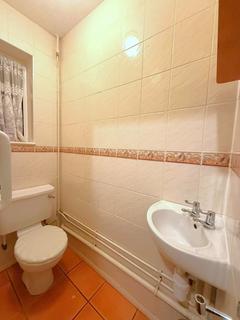 undefined, Garretts Mead, Luton LU2