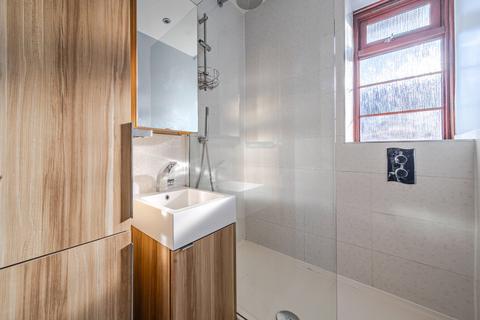 1 bedroom flat for sale, Poynders Gardens, Balham, London, SW4