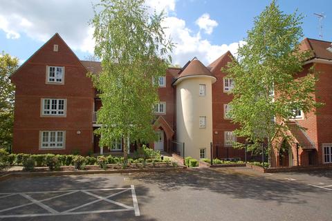 2 bedroom flat for sale, Rectory Avenue, High Wycombe HP13