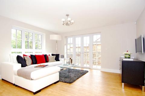 2 bedroom flat for sale, Rectory Avenue, High Wycombe HP13