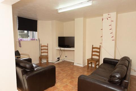 undefined, Delph Mount, Leeds LS6