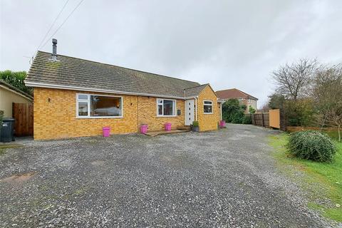 3 bedroom bungalow for sale, Alstone Road, Highbridge, Somerset, TA9