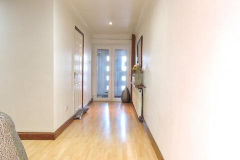 3 bedroom townhouse for sale, Carterhatch Road, Enfield, EN3