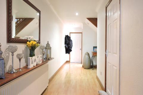 3 bedroom townhouse for sale, Carterhatch Road, Enfield, EN3