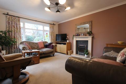 3 bedroom detached bungalow for sale, Vicarage Lane, Sholden, CT14
