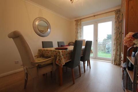 3 bedroom detached bungalow for sale, Vicarage Lane, Sholden, CT14