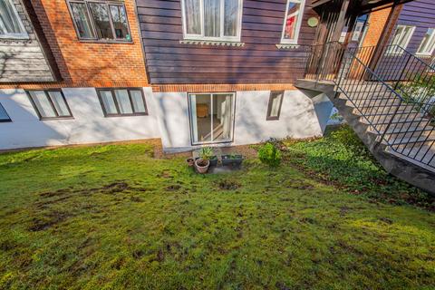 1 bedroom ground floor flat for sale, Great Heathmead, Laurel House Great Heathmead, RH16