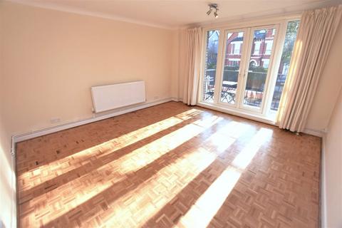 2 bedroom flat for sale, Quintock House, Kew