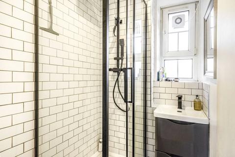 1 bedroom apartment for sale, County Street, London