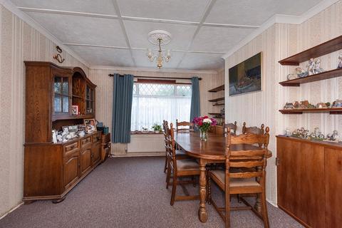 undefined, Chessington Avenue, Bexleyheath, DA7