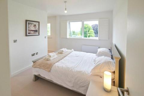 2 bedroom apartment to rent, Fetter Lane, London, EC4A
