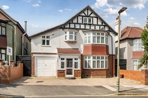 undefined, Kings Avenue, Bromley, BR1