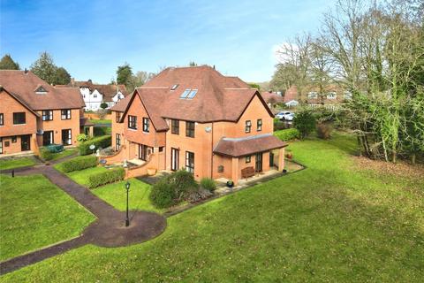 4 bedroom end of terrace house for sale, Heathlands Court, Berkshire RG40