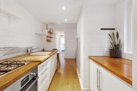 1 bedroom apartment to rent, Londesborough Road, London, N16