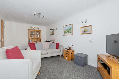 1 bedroom flat for sale, Salvington Road, Worthing