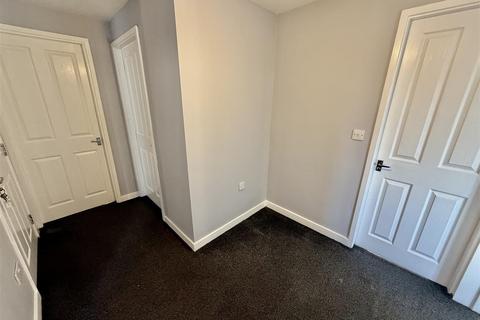 2 bedroom apartment to rent, Deckham Terrace, Deckham, Gateshead