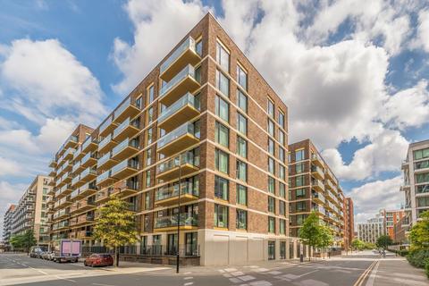 2 bedroom flat to rent, Royal Crest Avenue, London E16