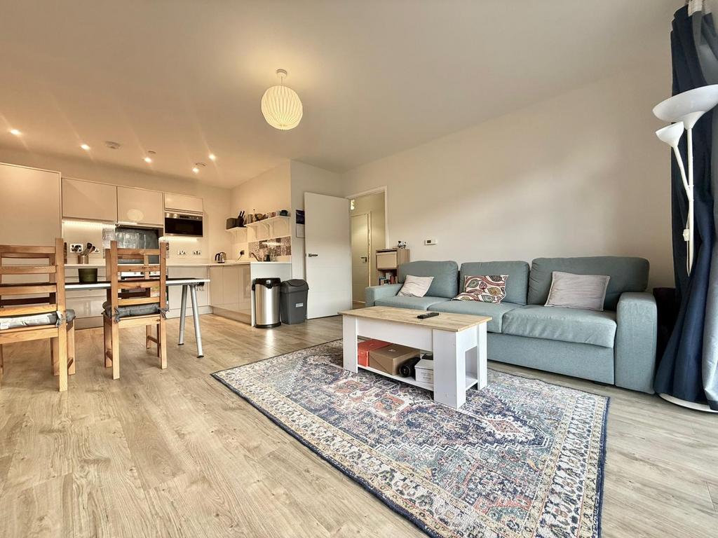 One Bedroom Apartment To Rent