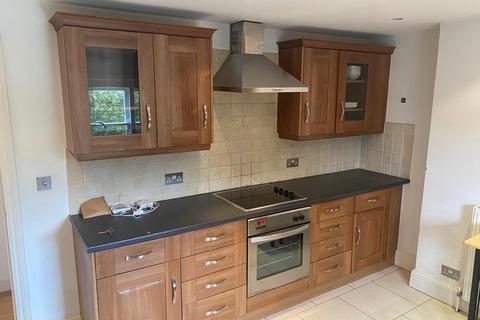 2 bedroom flat to rent, Parliament Hill, London NW3