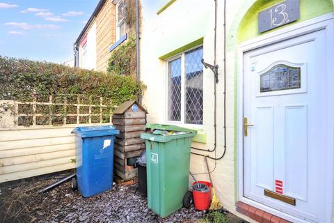 2 bedroom terraced house for sale, Old Road, Stone