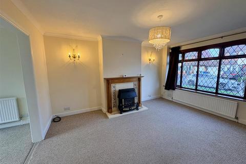 3 bedroom semi-detached house for sale, Oakfield Road, Bilbrook, Wolverhampton