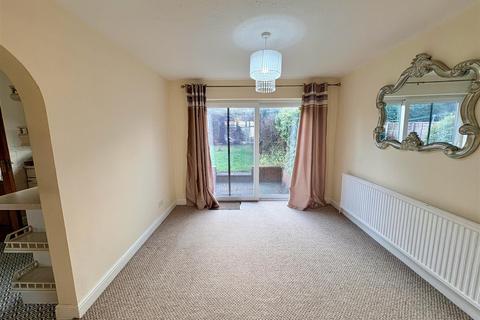 3 bedroom semi-detached house for sale, Oakfield Road, Bilbrook, Wolverhampton