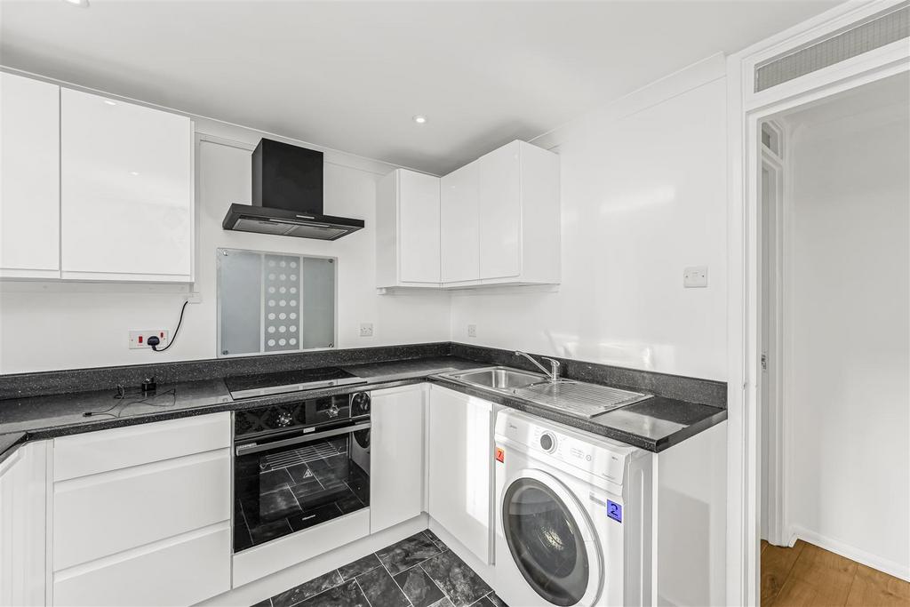 6 manderville court-9.jpg