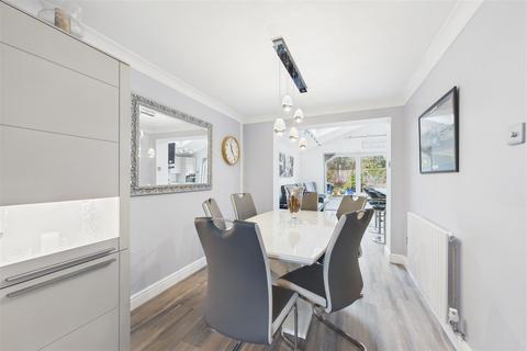 3 bedroom detached house for sale, Robert Dukeson Avenue, Newark