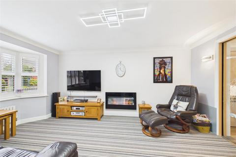 3 bedroom detached house for sale, Robert Dukeson Avenue, Newark