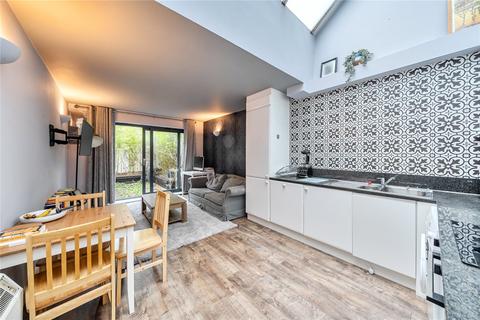 2 bedroom terraced house for sale, Hurlock Street, London