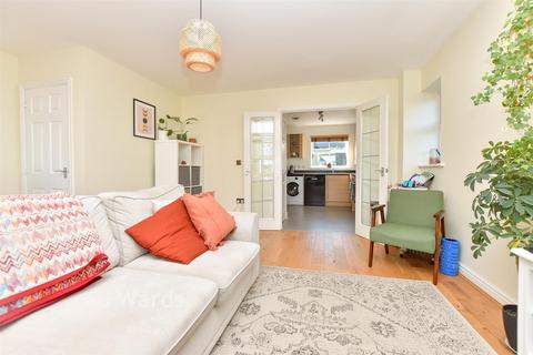 3 bedroom end of terrace house for sale, Haywood Avenue, Sheerness, Kent