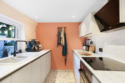 undefined, Lynton Street, Brighton, BN2