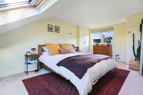 undefined, Lynton Street, Brighton, BN2