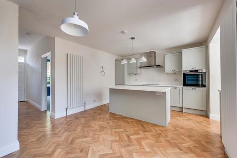 undefined, Pavilion Drive, Leigh-on-sea, SS9